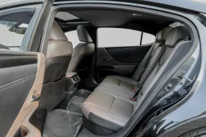 2023 Lexus ES
