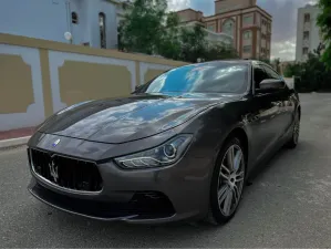 2017 Maserati Ghibli I in dubai
