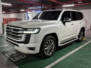 2022 تويوتا لاند كروزر in dubai