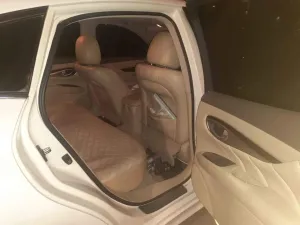 2011 Infiniti M37