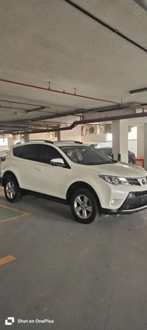 2013 تويوتا راف ٤