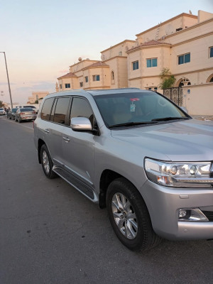 2017 Toyota Land Cruiser in dubai