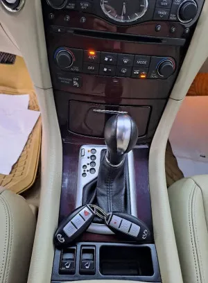 2017 إنفينيتي كيو آكس٥٠