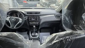 2016 نيسان روج