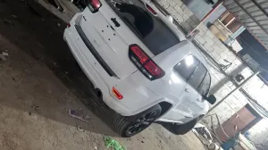 2021 جييب جراند شيروكي