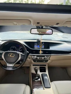 2015 Lexus ES