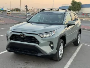 2020 تويوتا راف ٤ in dubai