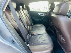 2017 Infiniti QX70