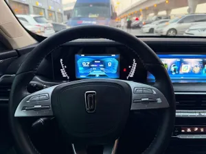 2024 Bestune T77