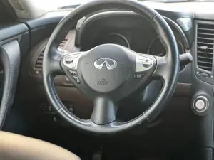 2017 Infiniti QX70