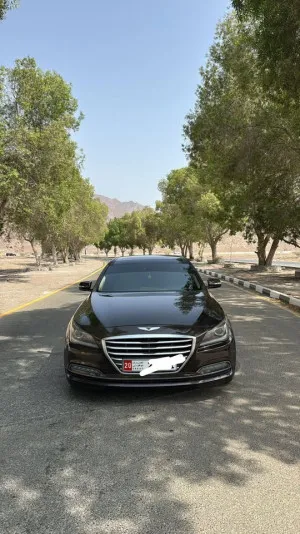 2015 Hyundai Genesis in dubai
