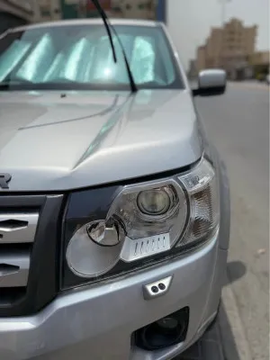 2012 Land Rover LR2