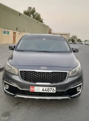 2016 Kia Carnival in dubai