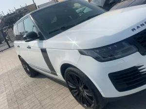 2018 Land Rover Range Rover in dubai
