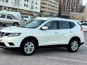 2015 نيسان اكس تريل in dubai