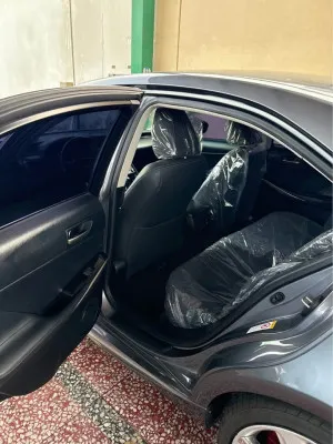 2018 Lexus IS