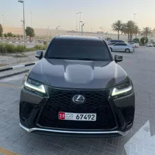 2022 Lexus LX600 in dubai