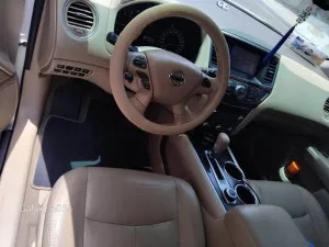 2014 نيسان باثفايندر 