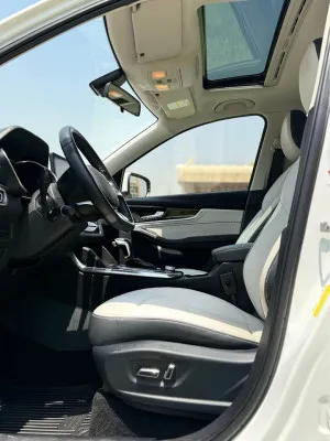 2021 بيست تيون تي ٣٣