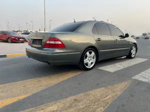 2005 Lexus LS 430