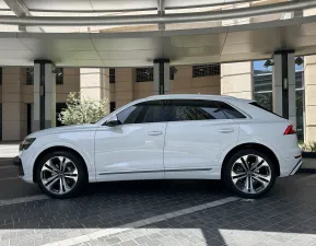 2021 اودي كيو ٨