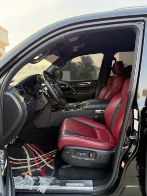 2019 Lexus LX 570