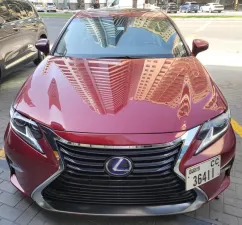 2017 Lexus ES in dubai