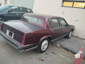 1985 Cadillac Fleetwood in dubai
