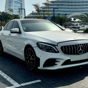 2016 مرسيدس-بنز آلفئة - C in dubai