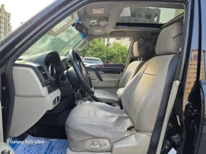 2010 Mitsubishi Pajero
