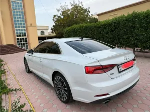 2017 اودي آي ٥