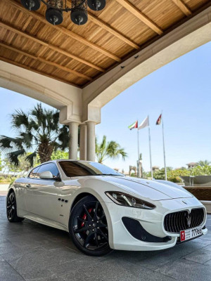 2015 Maserati GranTurismo in dubai