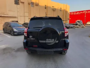 2009 تويوتا راف ٤