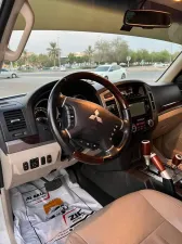 2017 Mitsubishi Pajero