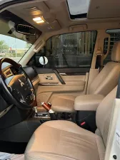 2017 Mitsubishi Pajero