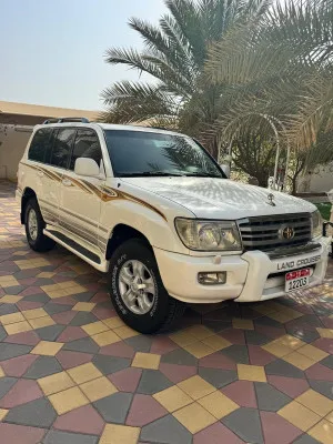 2006 Toyota Land Cruiser in dubai