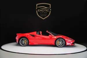 2022 فيراري اف 8  سبايدر