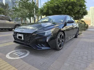2021 Hyundai Elentra in dubai