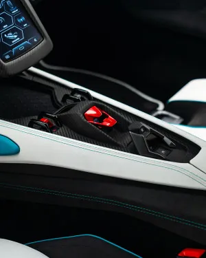 2025 Lamborghini Revuelto