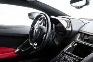 2017 Lamborghini Aventador