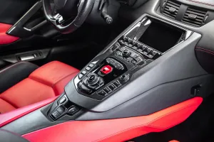 2017 Lamborghini Aventador