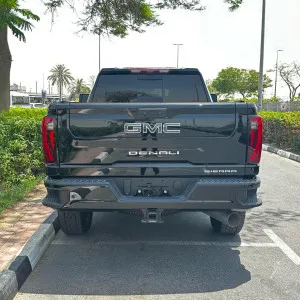 2024 GMC Sierra