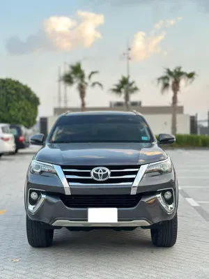 2020 تويوتا فورتشنر