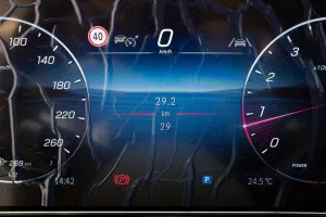 2025 Mercedes-Benz GLC