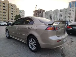 2010 ميتسوبيشي لانسر