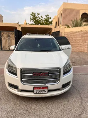 2014 جي أم سي أكاديا in dubai