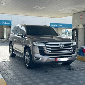 2023 Toyota Land Cruiser