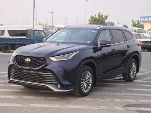 2021 Toyota Highlander in dubai