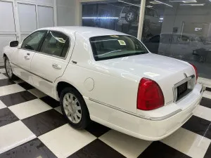 2010 Lincoln Town Car