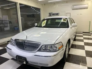 2010 Lincoln Town Car